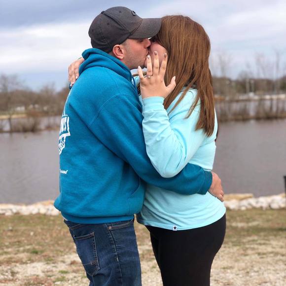 Meet your Posher, Amanda - Picture 1 of 1